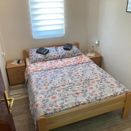 Tabacco Rooms Obrenovac  Екстериор снимка