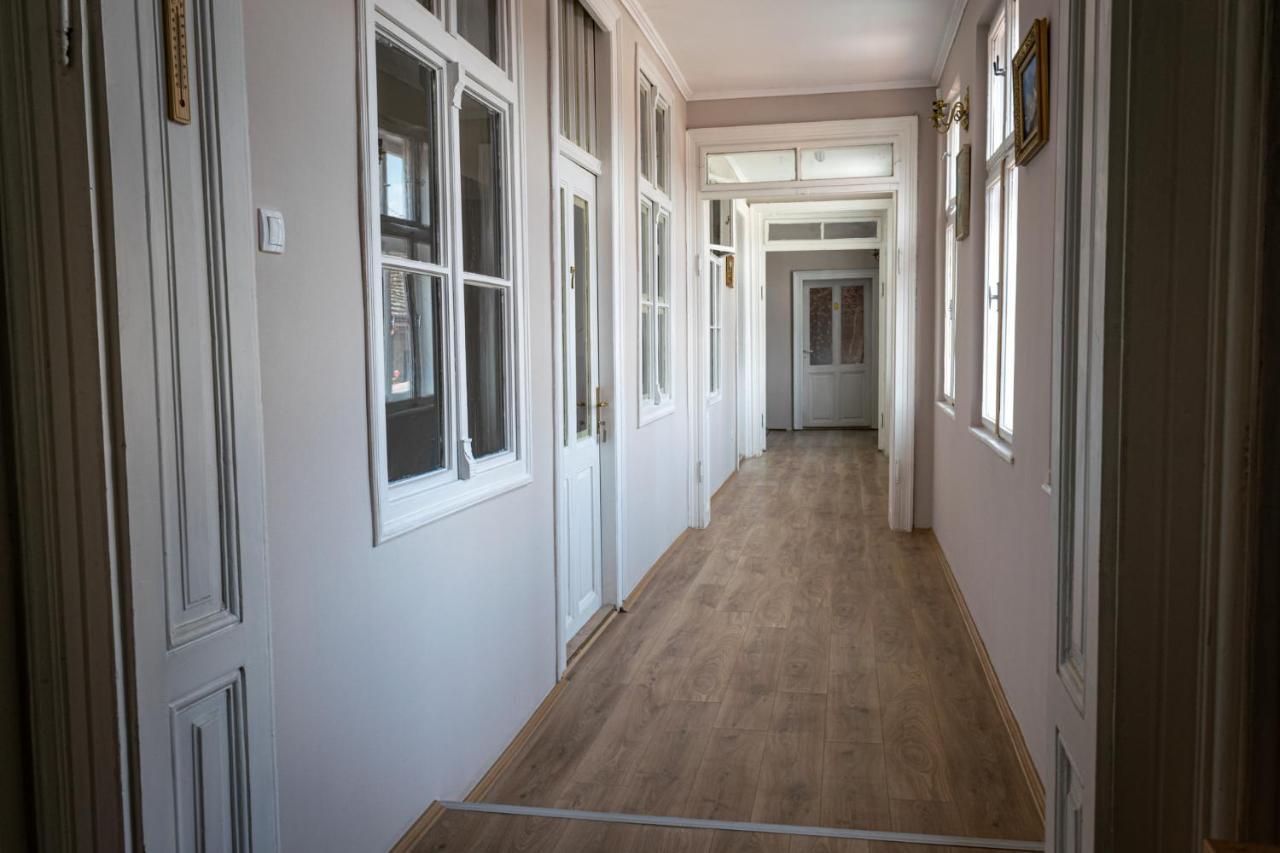 Tabacco Rooms Obrenovac  Екстериор снимка