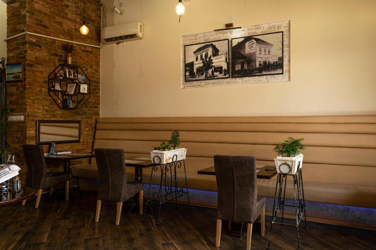 Tabacco Rooms Obrenovac  Екстериор снимка