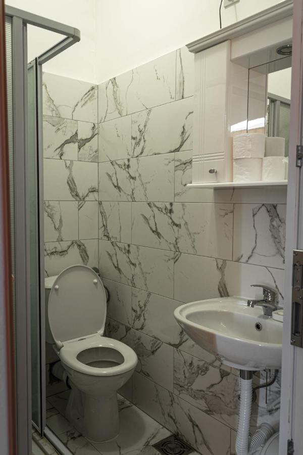Tabacco Rooms Obrenovac  Екстериор снимка