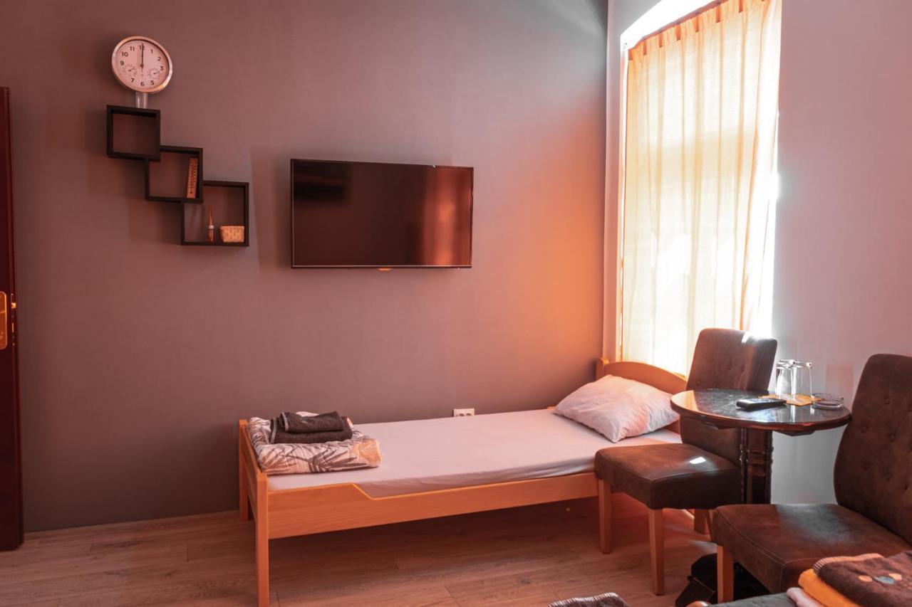 Tabacco Rooms Obrenovac  Екстериор снимка